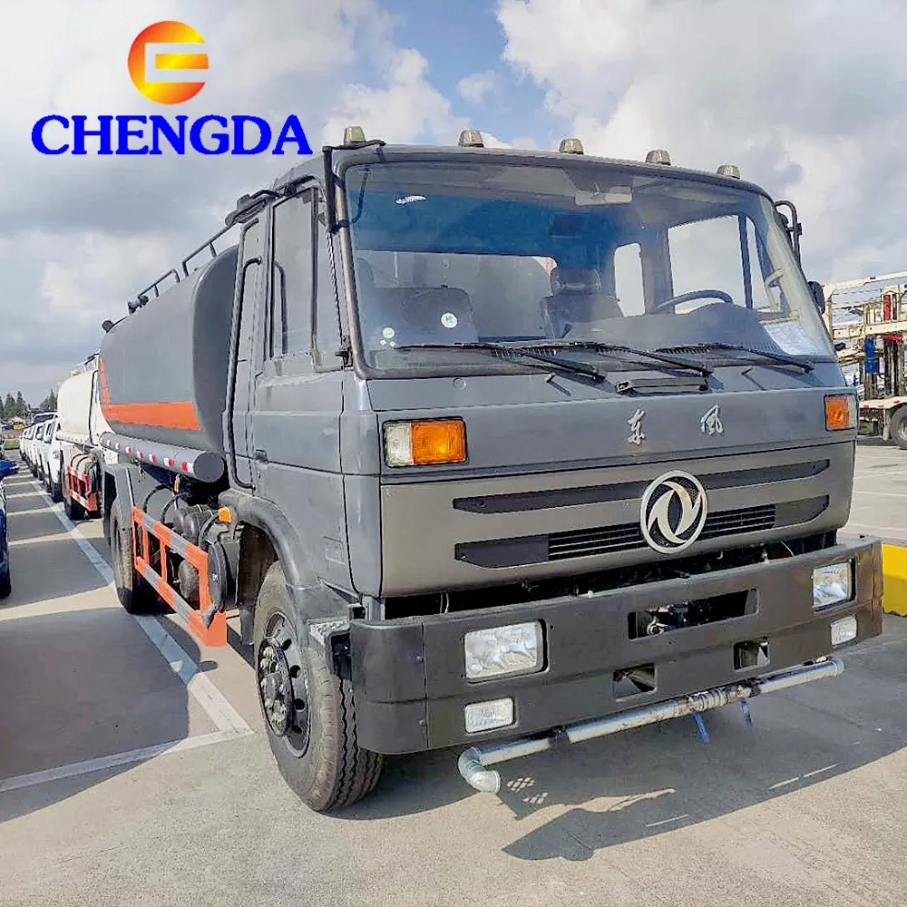 Used Dongfeng Liters Water Tank Truck Wheel Drive Road Greening