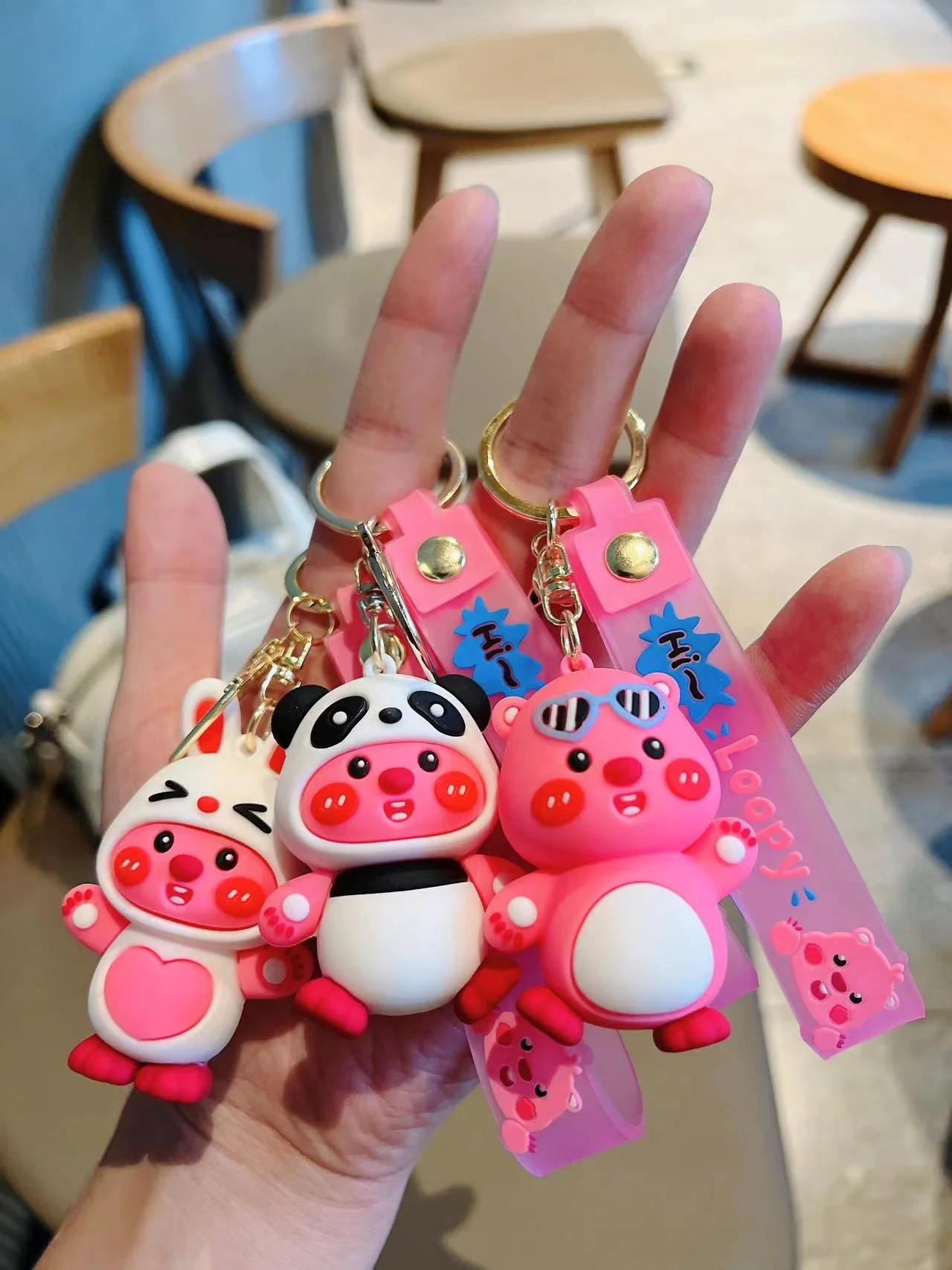 High Quality In stock cute cross dressing loopy Ruby keychain small beaver backpack pendant gift accessories custom 3d keychain