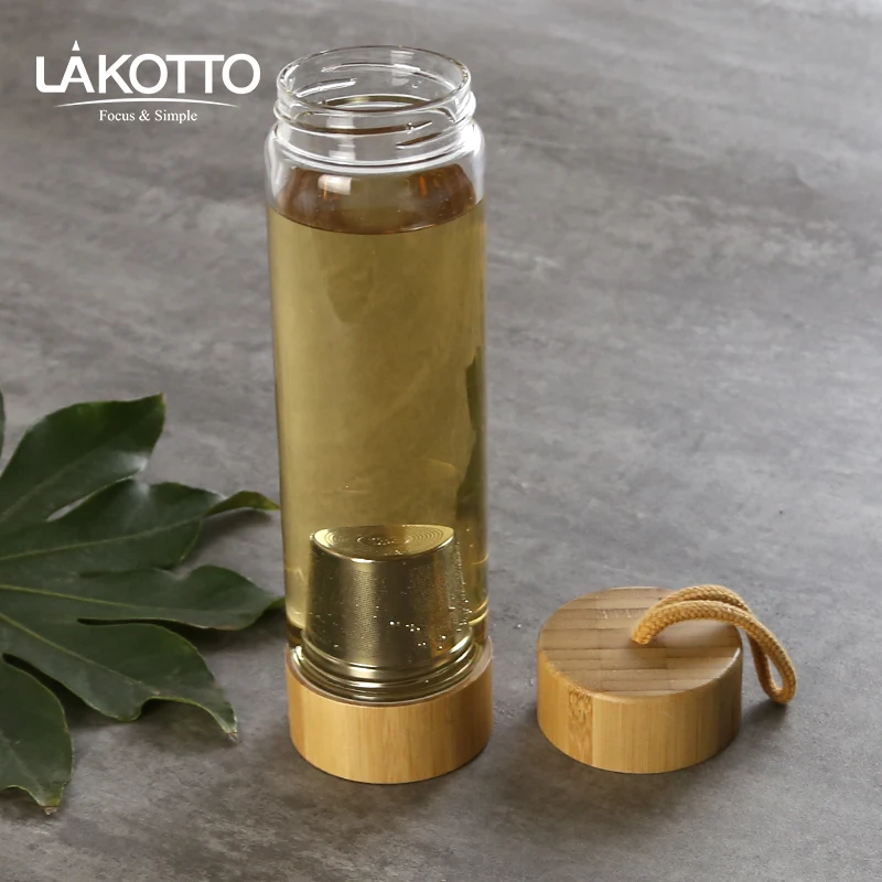 Promotional Gift Leakproof Portable  infuser Glass Bottle With Wood Bamboo Lid  550ML