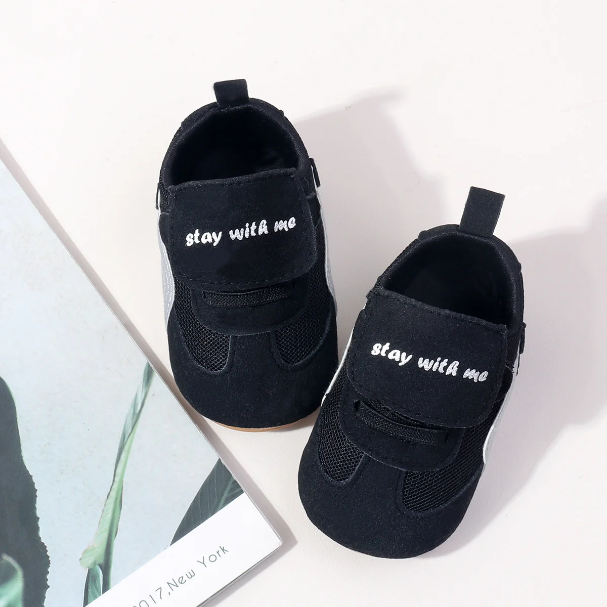 Sturdy Soft Flat TPR Soles New Design Solid Color Casual Infant Shoes All Seasons Toddler Walking Shoes for Boys and Girls manufacture