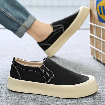 OEM Non-Slip Style Plain White and Black Canvas Sneakers Walking Style Shoes for Men and Women Lightweight Loafers Shoes