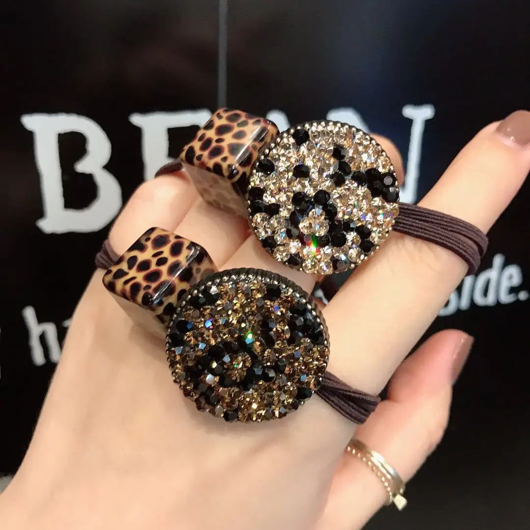 Yucat 2021 Fashion Elastic Band Girls Accessories Hair Ties Wholesale Korea  Women Leopard Rhinestone Hair Ties - Buy Decorative Hair Ties,Plastic Hair  Ties,Curly Hair Tie Product on Alibaba.com