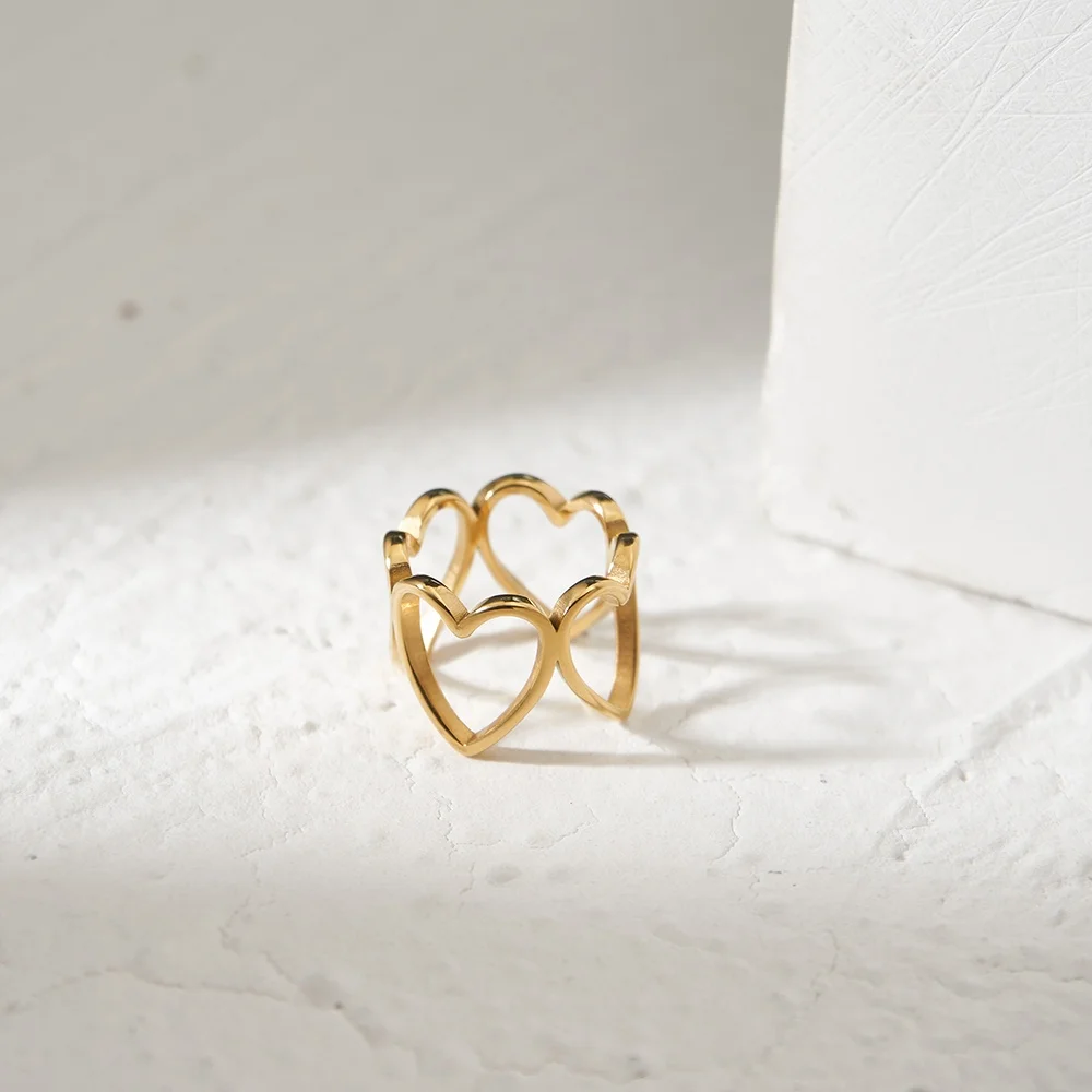 Latest 18K Gold Plated Stainless Steel Jewelry Geometric Hollow Heart Ring For Women Accessories Ring R234203