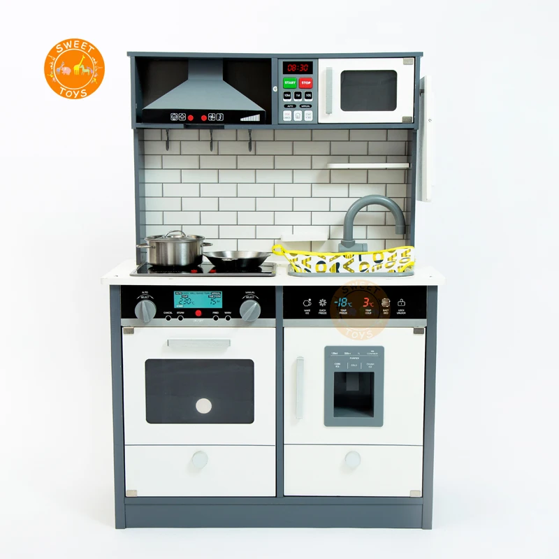 electronic play kitchen