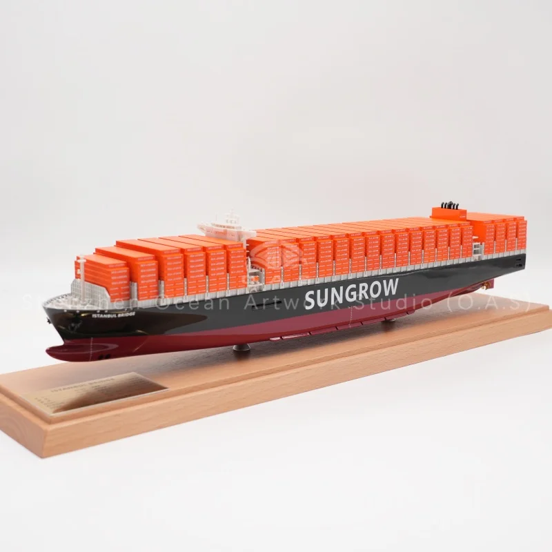 Fine scale container transport ship model, high simulation replica for exhibition hall display gifts. Fully customized on color and logo. Perfect souvenir for shipping & logistics firms. Factory direct manufacture, available for bulk wholesale and sample production.Amber@vesselmodel.com Tel:+86 18038048785