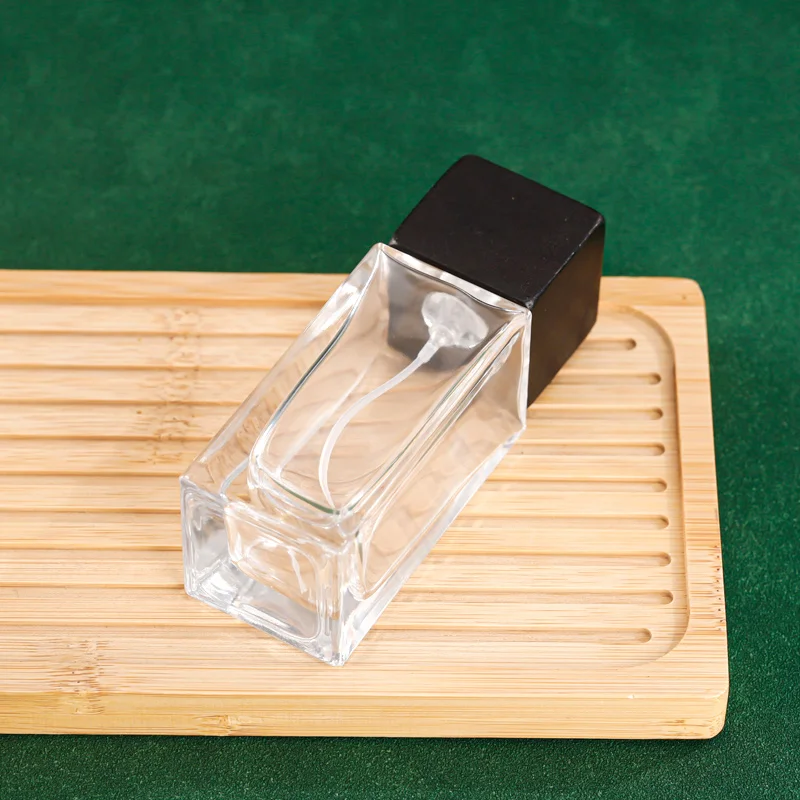 Customize 50ml 100ml Square Shape Wooden Cover Pump Sprayer Super Flint Glass Dispensing Empty Perfume Glass Bottle