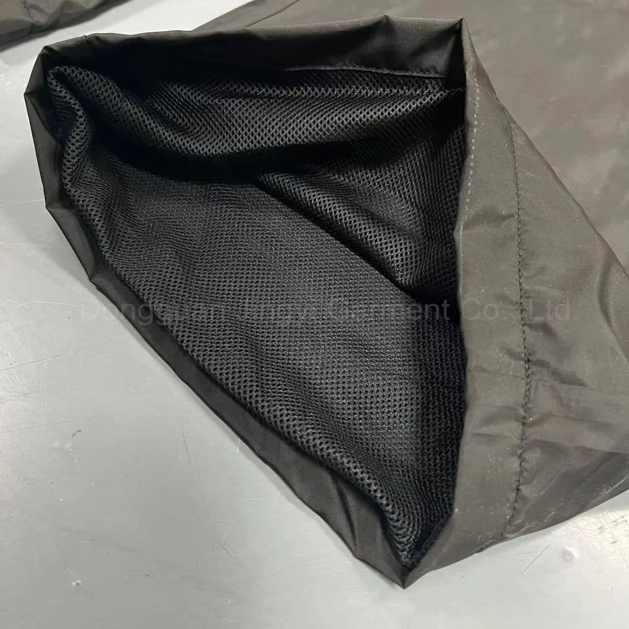 Dongguan Manufacturer Custom Casual Waterproof Outdoors Windbreaker Polyester Trousers Blank Embroidery Nylon Track Pants Men factory