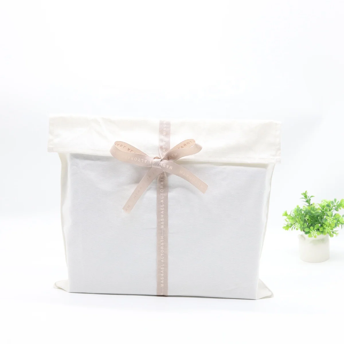 Custom Logo Printed Envelope Muslin Calico Pillow Wallet Pouch Bag Pink Ribbon Canvas Envelope Dust Bag