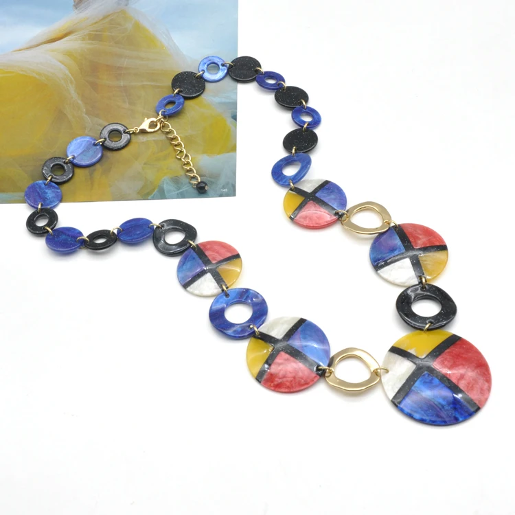 Yiwu mina colorful fine jewelry women acrylic fashion shell necklace
