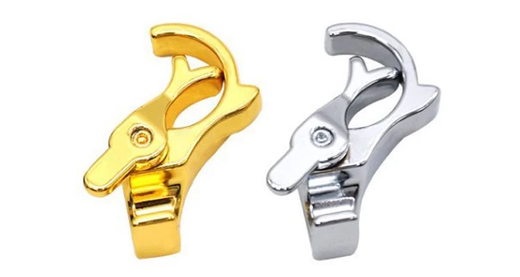 Custom metal ring cigarette holder auto parts cigarette ring bracket hands-free smoking clip on shelf