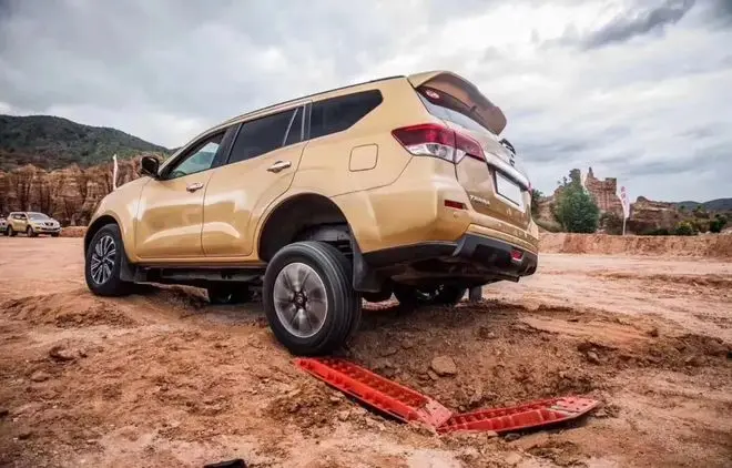 Cross-Country Escape Board Traction Recovery Board Kit JP heater Recovery Boards Traction Tracks Mat for Car Jeep Off-road