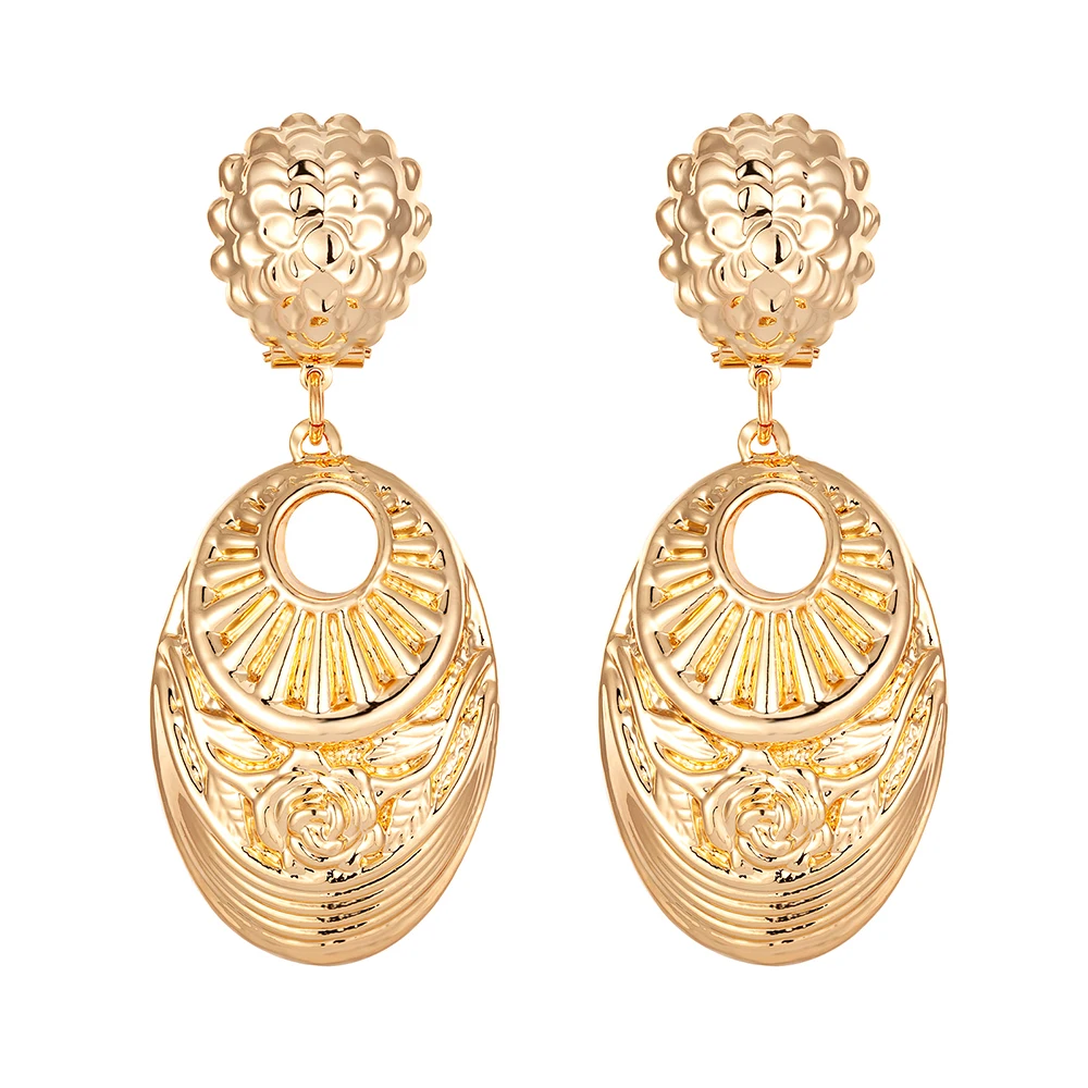 Specializing in manufacturing exaggerated big earrings fashionable ladies' gold-plated earrings