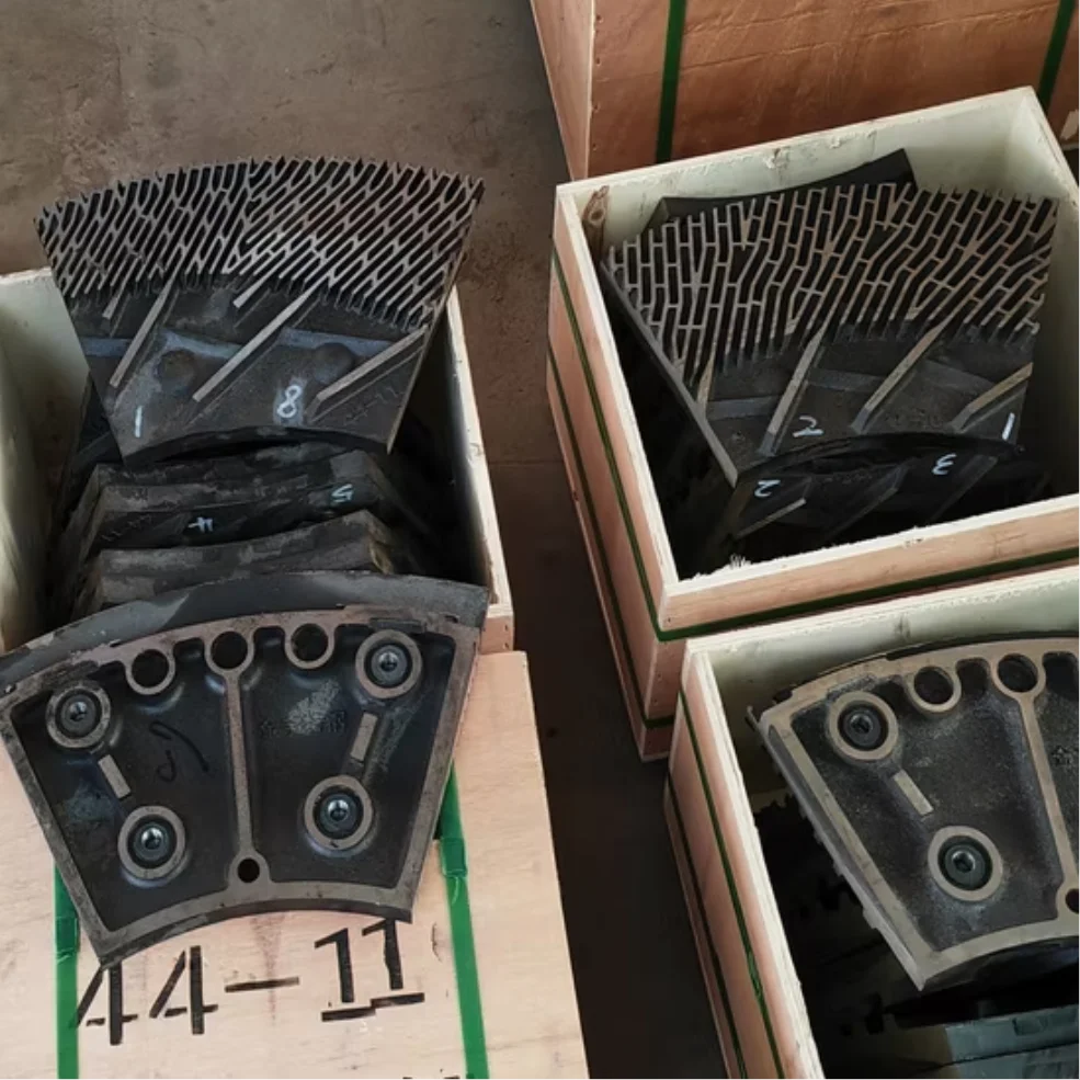 54-Inch Grinding Disc Segment Casting Services for HDF MDF Line Refiner Mill supplier