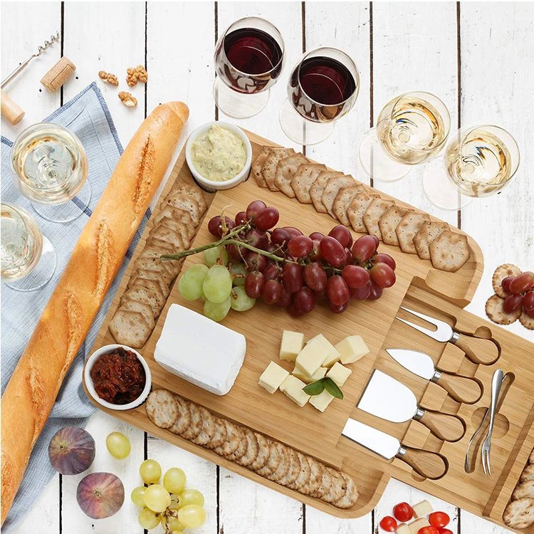 Custom Tray Set Bamboo Cheese Board And Knife Set Wooden Chopping Board Charcuterie Cutting Board Platter with Cutlery