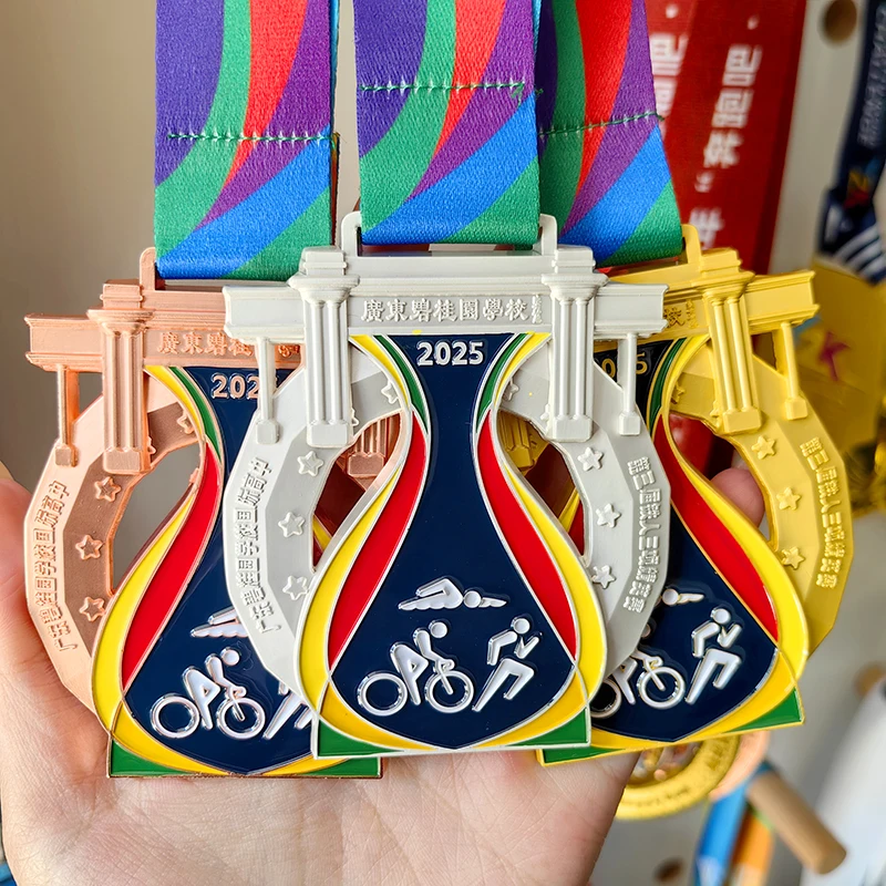 Manufacturer Custom Design Metal Sport Medal Cycling Swimming Triathlon Race Balance Bike Medal factory