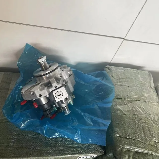 0445020122 PC200-8 (6)