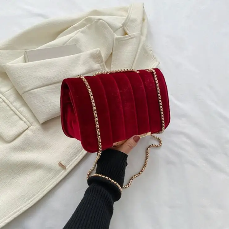 Fashion Velvet Material Women Ladies Purse Bag Crossbody Sling Bag With Metal Chain And Hasp Square Shape Clutch Bag Wholesale