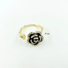 Fashion jewelry black flower ring camellia ring copper ring popular decorative accessories