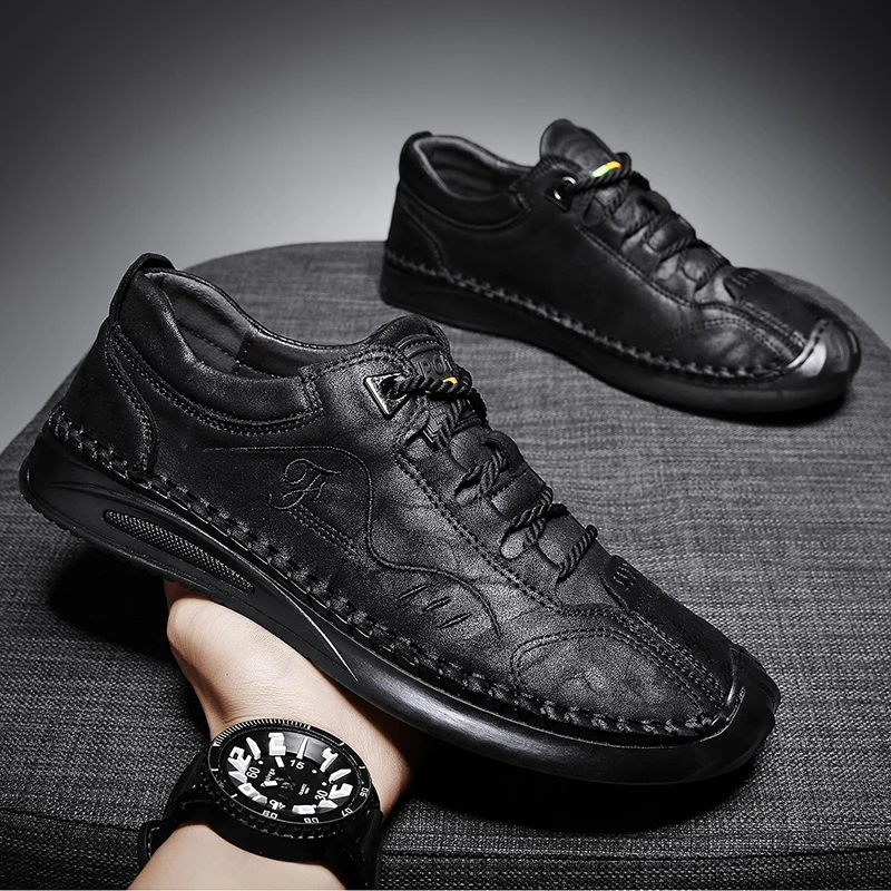 2023 New men casual leather shoes soft and comfortable men leather sneakers