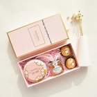 Christmas Gift Wedding Favors 2021 High Quality Customizable Small Fresh Christmas Gift Packaging Box Custom Beauty Wedding Gift Box Favors Candy Box