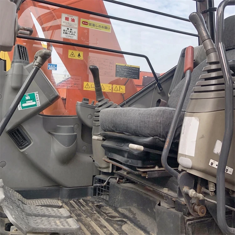 Used Hitachi ZX135 Excavator with 13TON Operating Weight 0.5 Bucket Capacity and 13000 KG Machine Weight