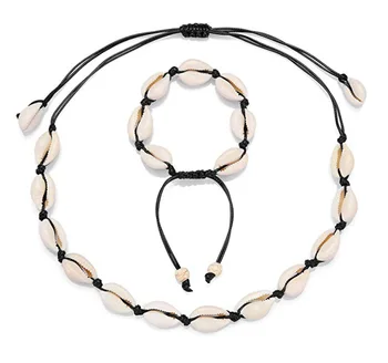 Wholesale real natural cowrie white black shell choker necklace for women