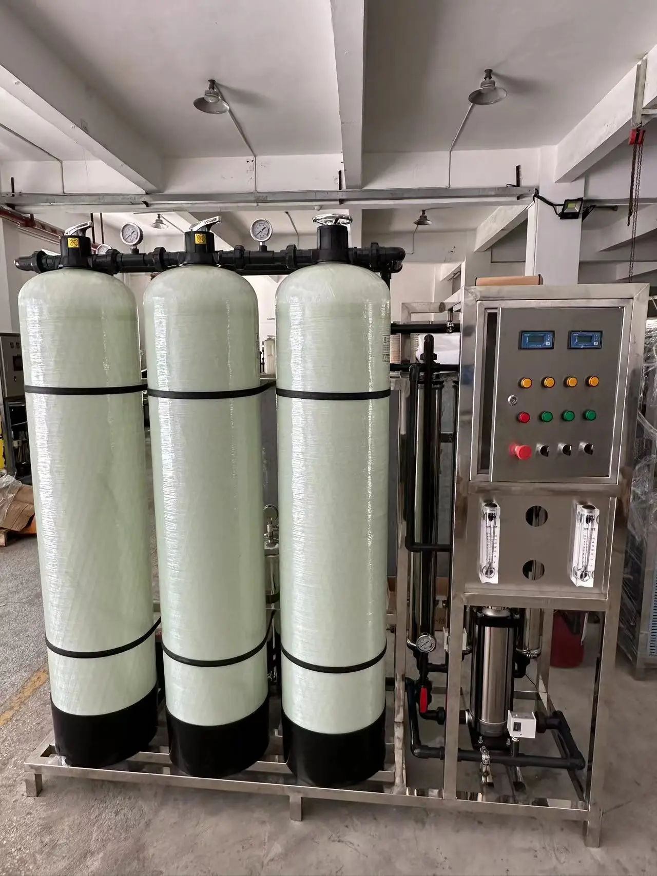 Commercial RO System with PLC+Touch Screen Control SS304/316 Construction and Auto Membrane Flushing for Water Treatment