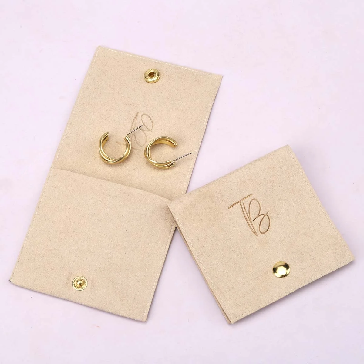 Luxury Emboss Microfiber Envelope Jewelry Packaging Pouch Small Beige Faux Suede Earring Necklace Microfiber Jewelry Bag