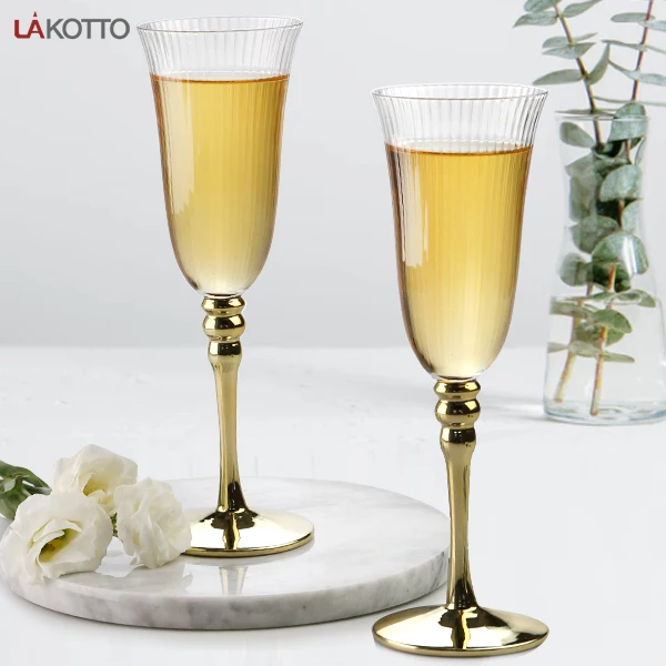 Wholesale 200ml Romantic Vintage Goblet Glass Soda-Lime Glass Ornate Trendy Golden