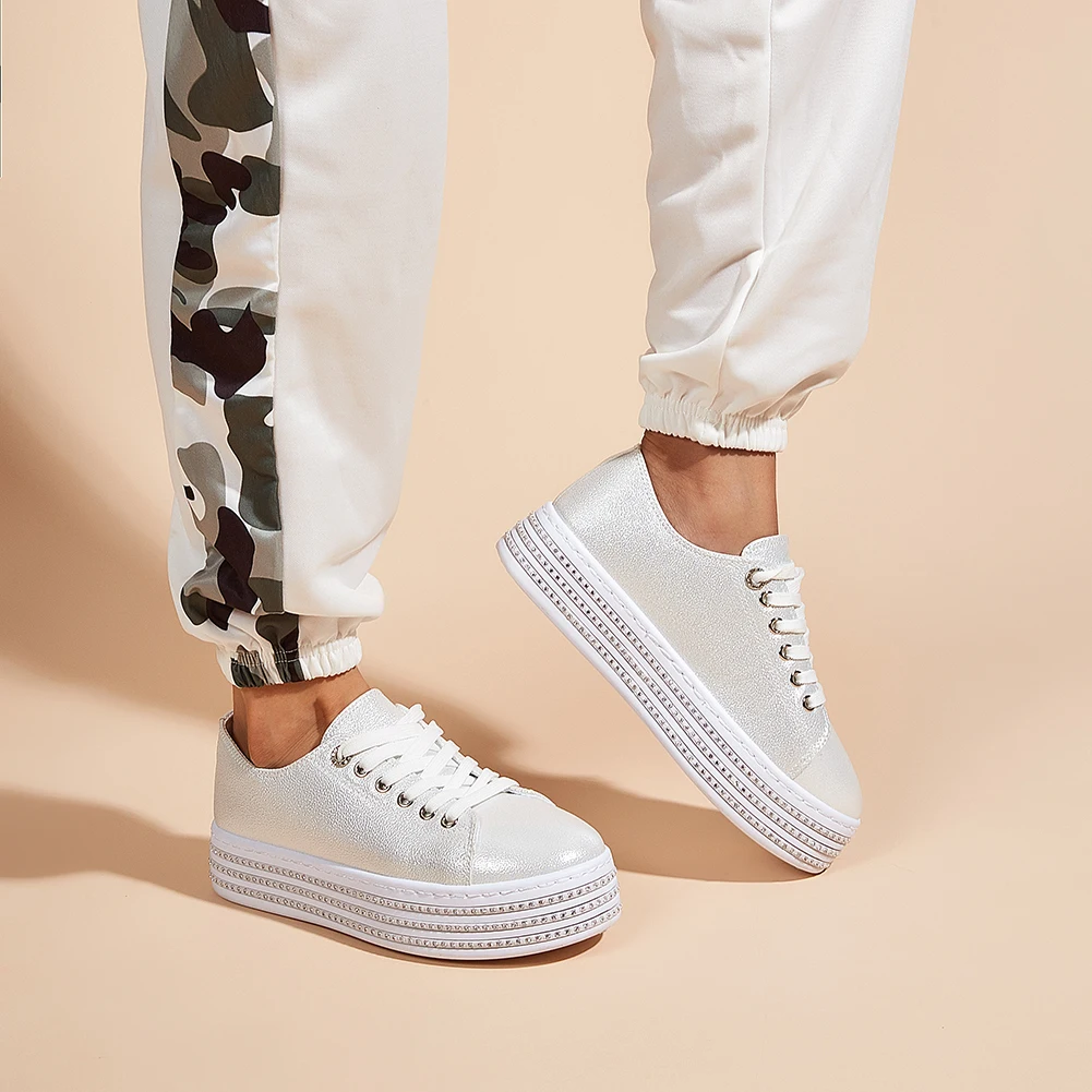 Hot Fashion Sneaker Women Warm Skate 