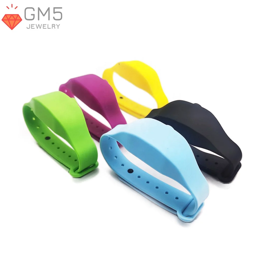 portable silicone liquid bracelet