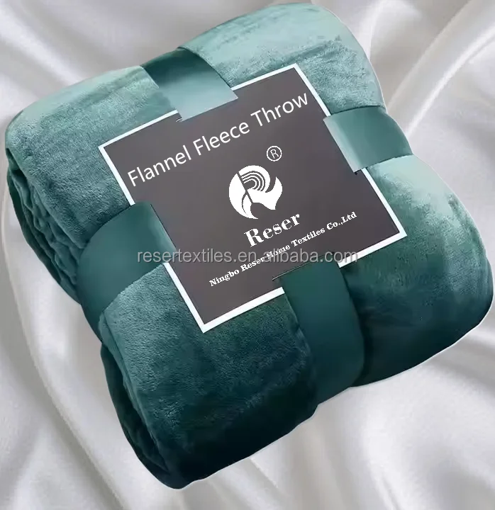 100% Polyester Ultra Soft Flannel Fleece Plush Throw Blanket Solid Pattern Knitted Decorative Throw for Home Bed Sofa for Fall