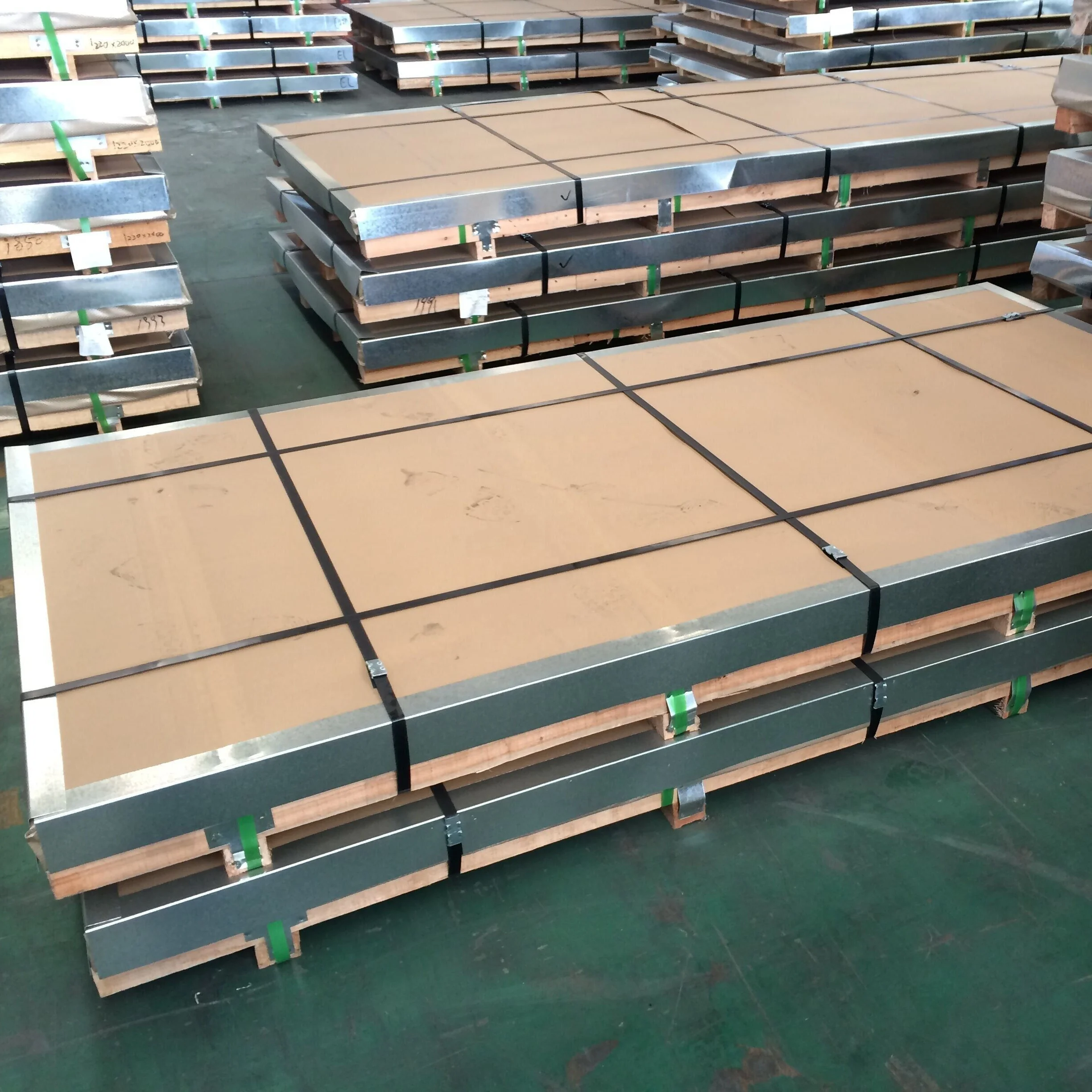 AISI Standard Stainless Steel Plate with 15-21 Days Delivery, ±1% Tolerance, and Bending, Decoiling, Cutting Processing
