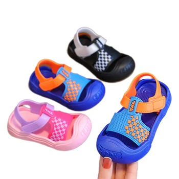 Clearance price children's walking sandals spring and summer baotou soft soles baby sandals for boys and girls