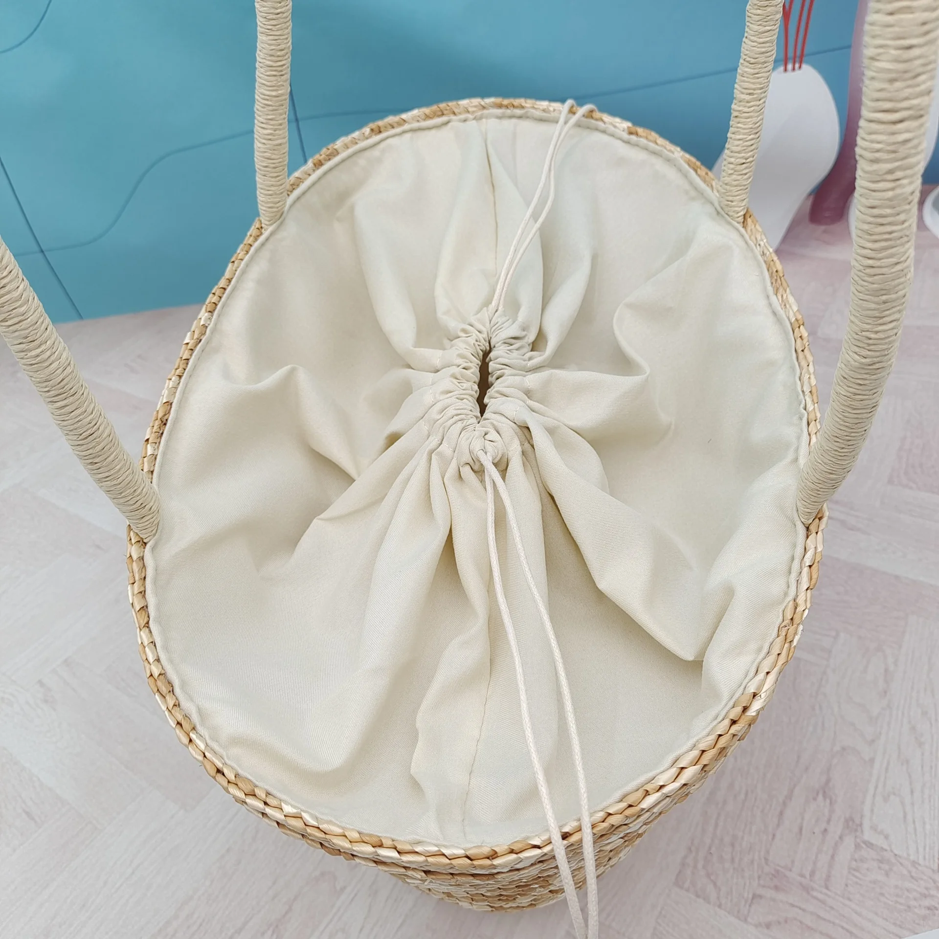 Natural straw woven bag Leisure Travel Tote Hand embroidered women's shoulder bag Beach bag