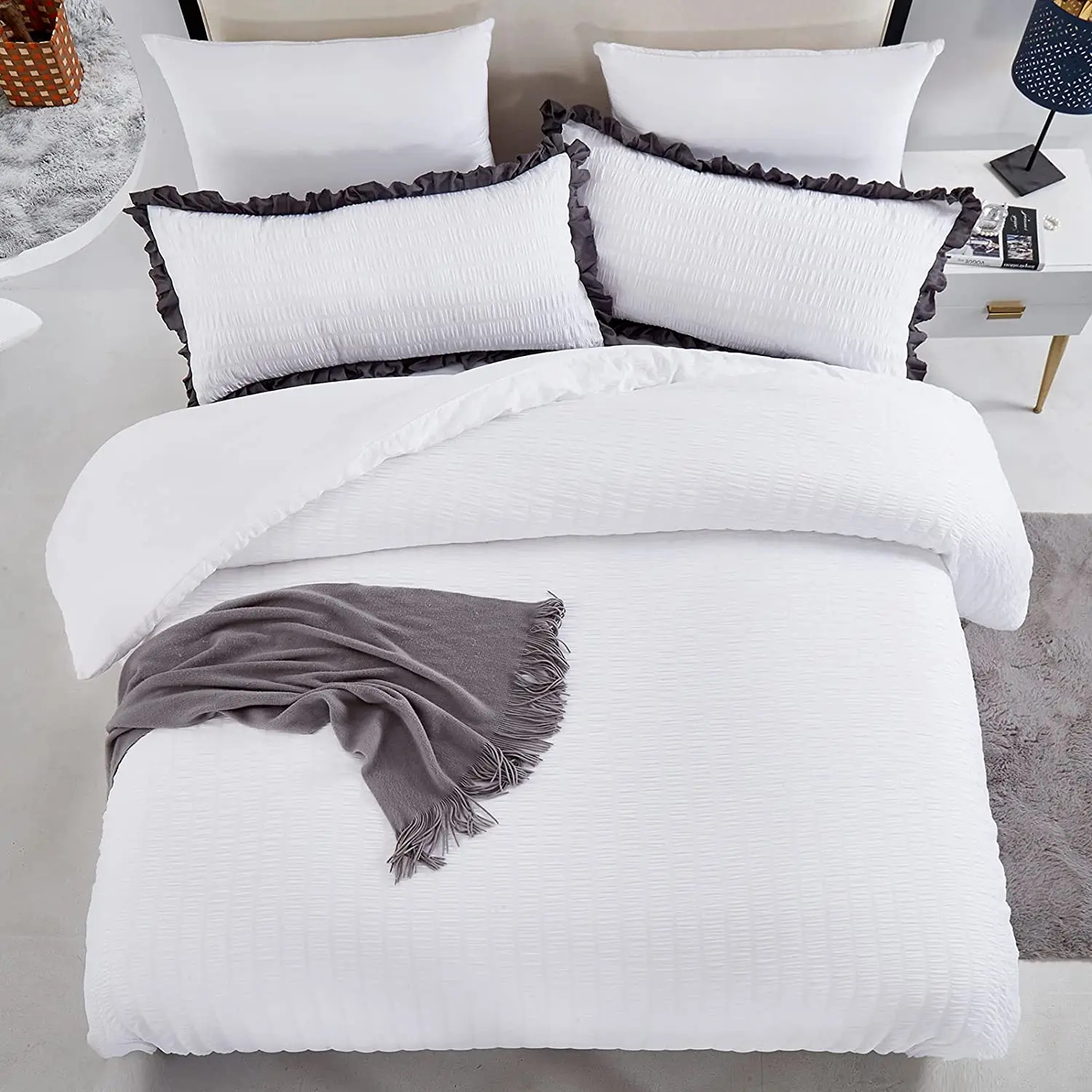 hotel fold comforter