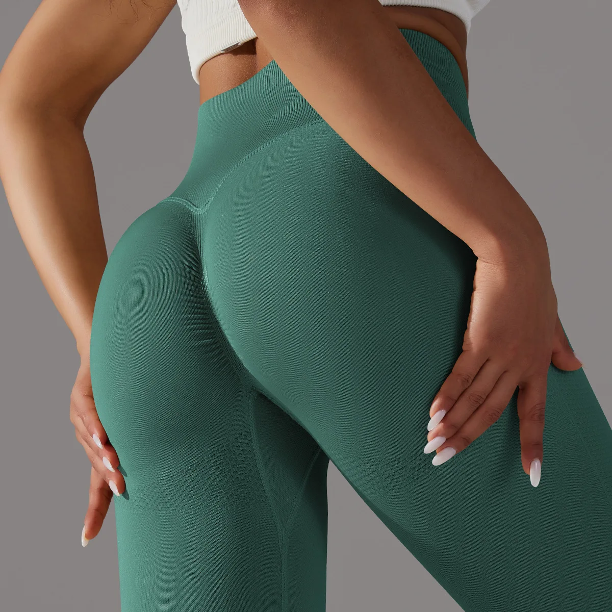 Hottest Selling Yoga Wear Women's Soft Comfort Seamless Knitted Scrunch Bum Yoga Performance Gym Leggings