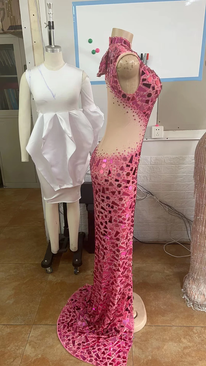 Pink Mirror Prom Dress Plus Size Elegant With Sequined Diamond Modest