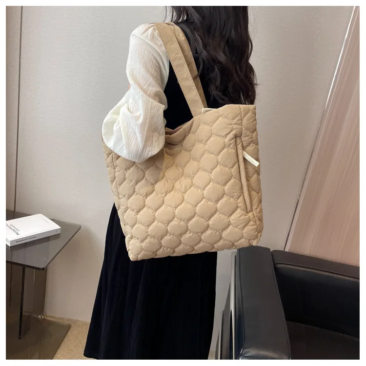Women's Lightweight Quilted Puffer Tote Bag Cotton Padded Shoulder Handbag with Two Handles Open Closure details