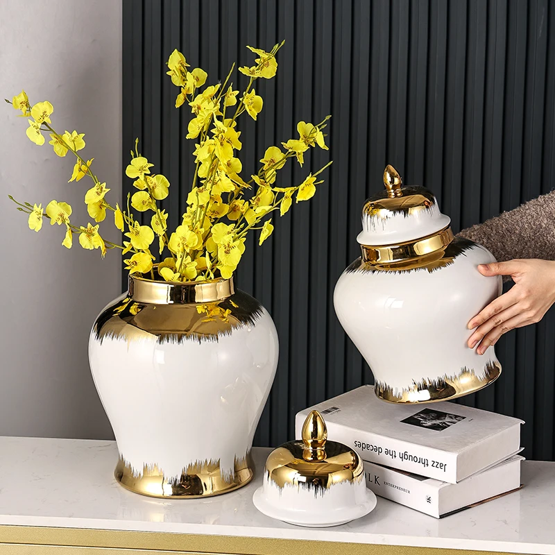 Ceramic gold temple jar porcelain snow ginger jar decoration home decor vase with cover