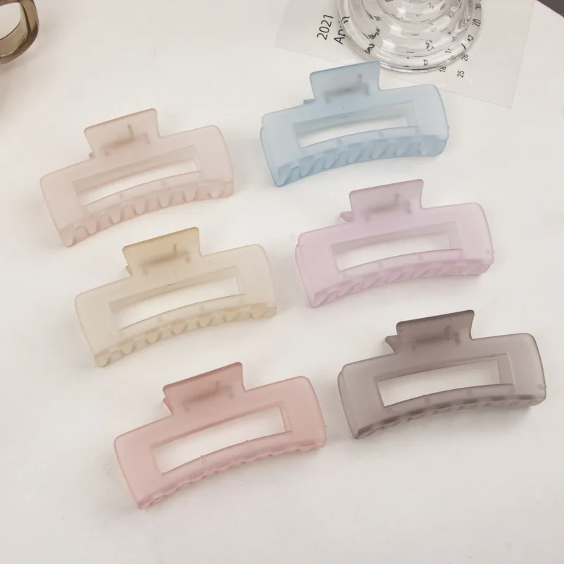 Fashion Acrylic Plastic Hair Claw Large Size Hair Non- slip Crab matte color  Claw Clip for Women Hair Accessories