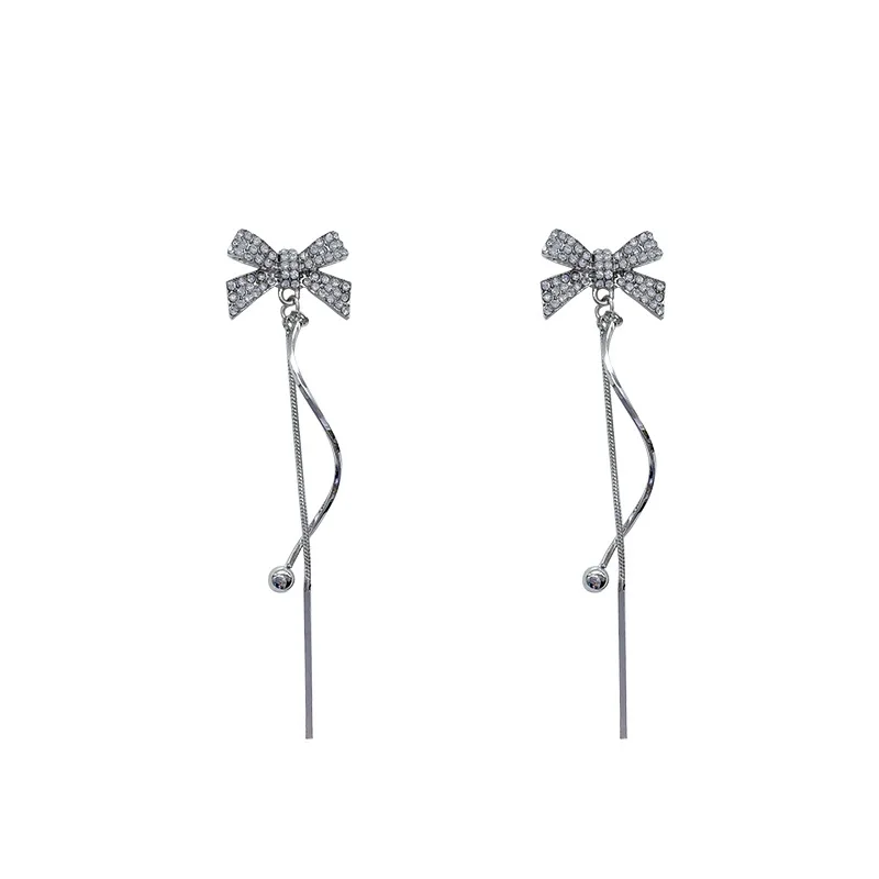 delicate Full drill bowknot tassel Stud earrings niche The design feels senior earrings Cold wind earrings female