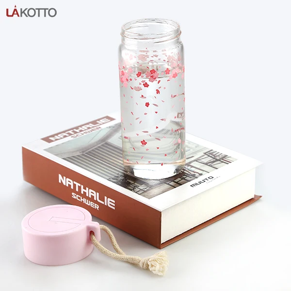 Eco-Friendly High Borosilicate Glass Bottle with Sakura decals, Reusable Water Bottle Made by Food Grade Materials