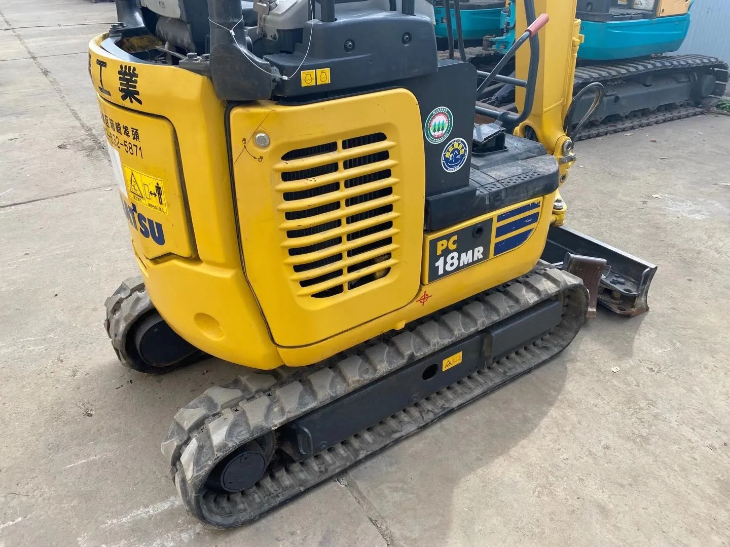 Used Komatsu Mini PC18MR Crawler Excavator with 1.6TON Operating Weight 0.04m³ Bucket Capacity and 1600 KG Machine Weight