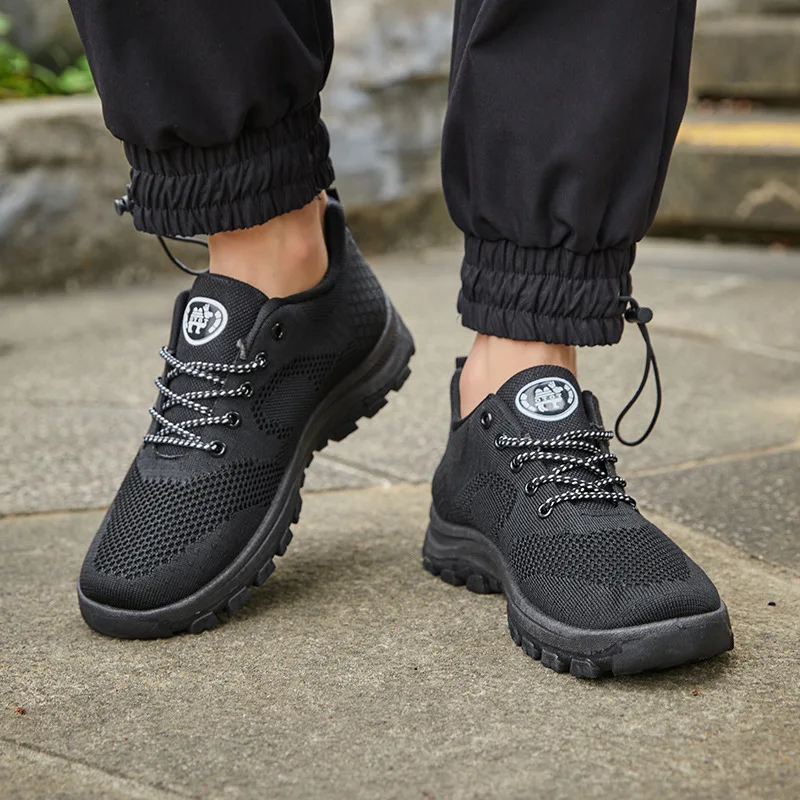 High-quality custom logo Waterproof Comfortable Outdoor men climbing hiking shoes