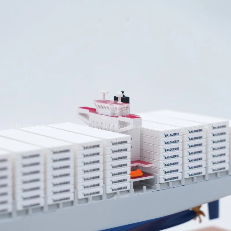 This exquisite cargo ship & container ship model is custom made with premium ABS material. Fine simulated details, ideal as corporate gift, exhibition ornament and teaching display for maritime industry.Amber@vesselmodel.com Tel:+86 18038048785