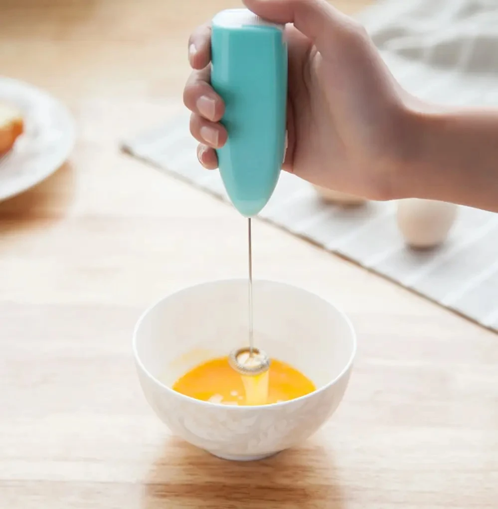 Kitchen Handheld Egg Stirrer Coffee Tea Milk Frother Mini Electric Egg Beater Baking Tool Cake Brioche Whisk Blender