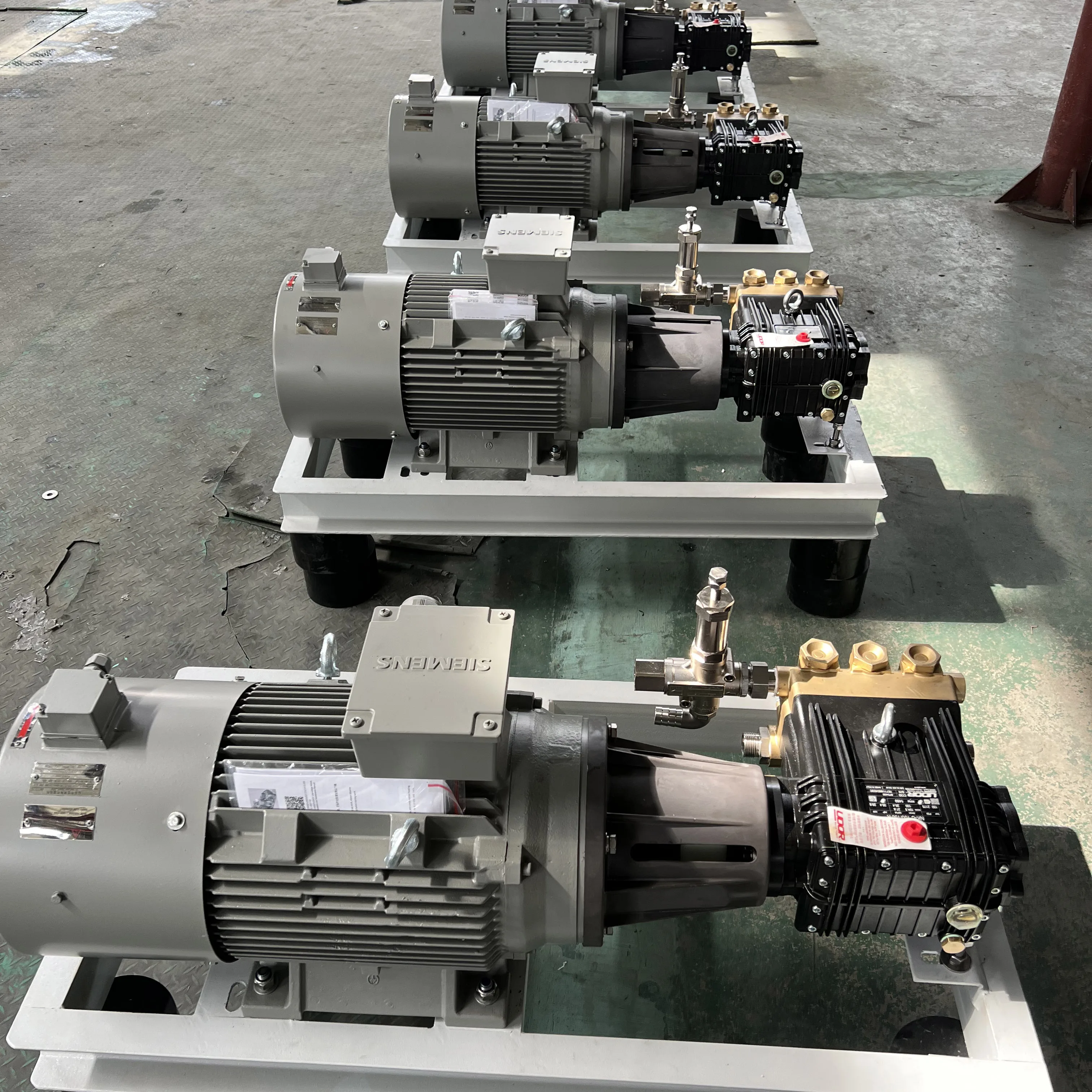 product 30kw 29000psi 2000bar 10lpm ky series industrial electric pressure washer strip paint rust voltage can be customized-18