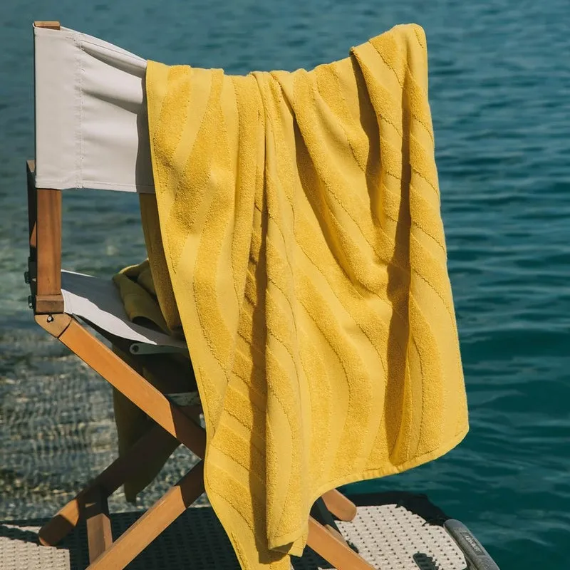 Wholesale embossed logo cotton gym towel custom beach bath towel