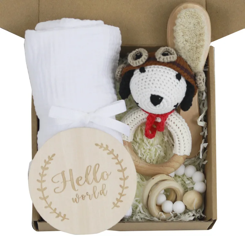 Newborn Gift Box Baby Muslin Cotton Blanket Teething Wooden Toy Gift Sets Baby Bib Rattle Milestone Wooden Toy Bathing Set